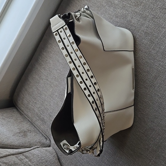 Steve Madden bucket bag - Picture 5 of 6